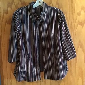 Women’s Apt 9 shirt with 3/4 sleeves
